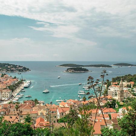 Jesliving Hvar - 2 Bedroom Elegant Apartment With Sea View In Historic Center Of חוואר מראה חיצוני תמונה