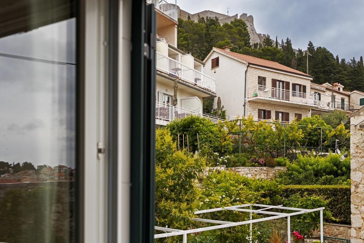 Jesliving Hvar - 2 Bedroom Elegant Apartment With Sea View In Historic Center Of חוואר מראה חיצוני תמונה
